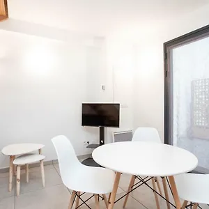  Appartamento 004 - Moderne Et Terrasse - Jeanne D'arc, Francia